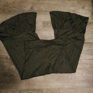 Charcoal gray ruffle pants
